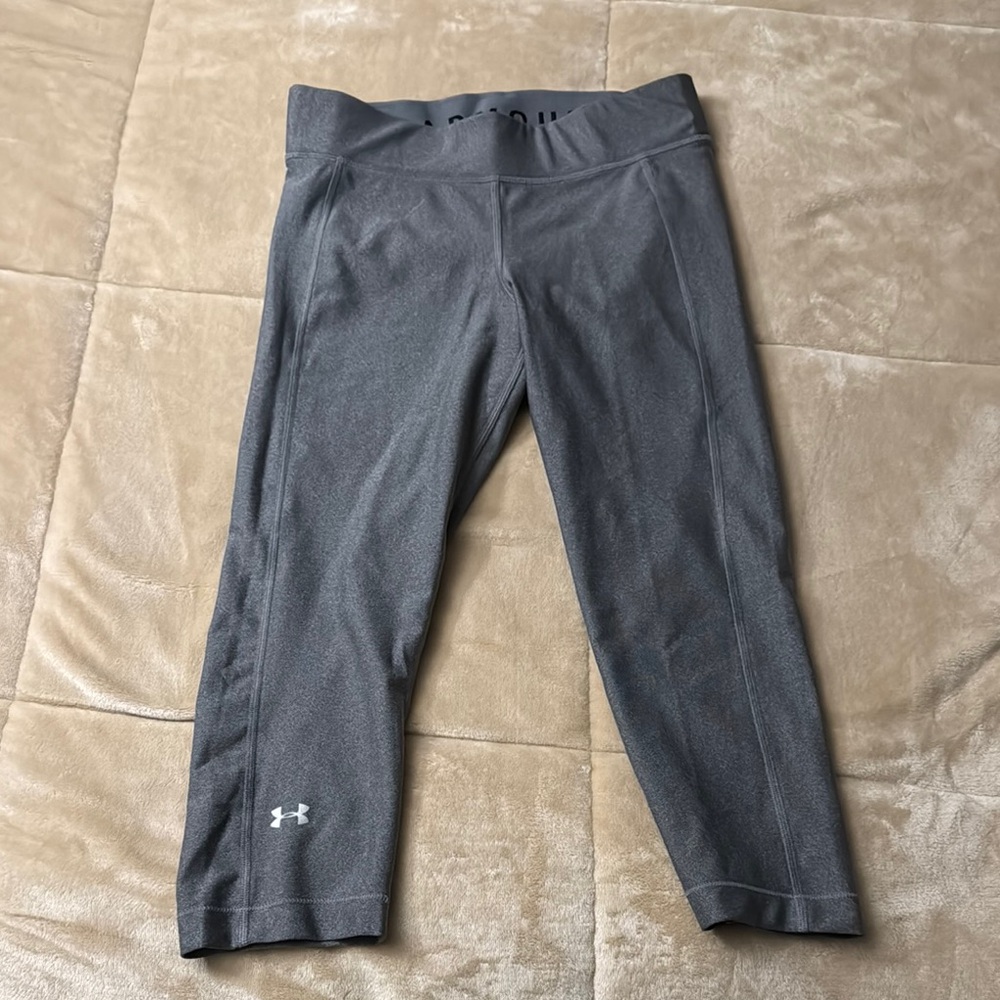 Under Armour Women’s Grey Leggings - Medium